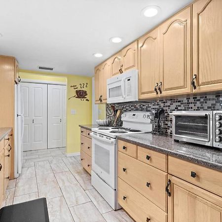 Perfect For Family Gatherings With A Heated Pool! - Clearwater'S Clear Choice Exterior photo