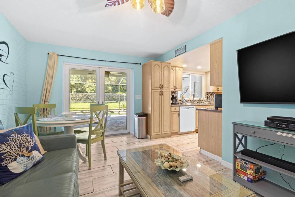 Perfect For Family Gatherings With A Heated Pool! - Clearwater'S Clear Choice Exterior photo